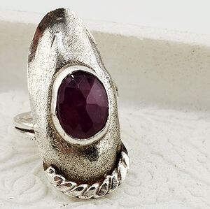 PINK SAPPHIRE SADDLE HANDMADE IN RECYCLED STERLING SILVER METAL SIZE 8